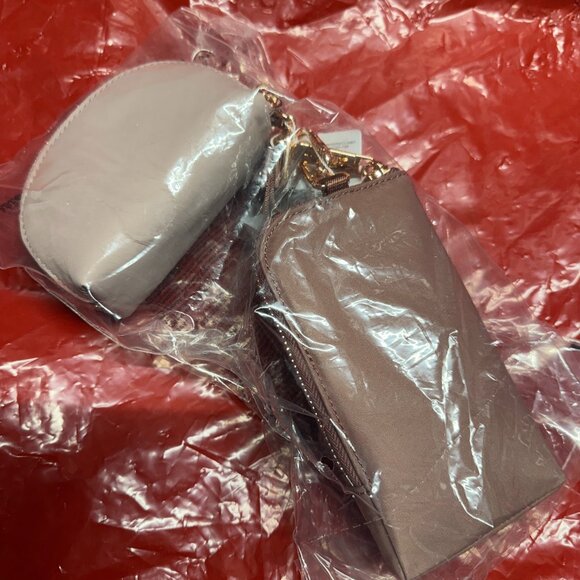 BNWT Lululemon Dual Pouch Wristlet Wallet - Picture 3 of 8